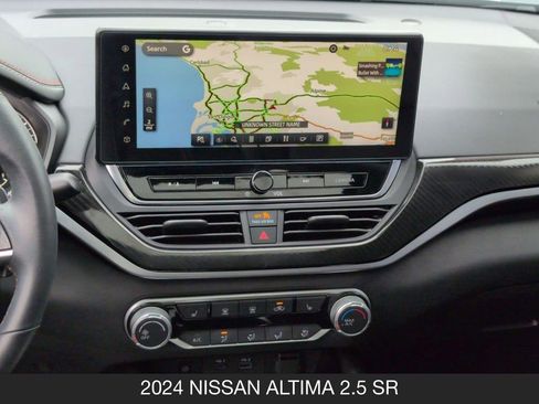 Used 2024 Nissan Altima 2.5 SR w/ SR Premium Package FWD image 24