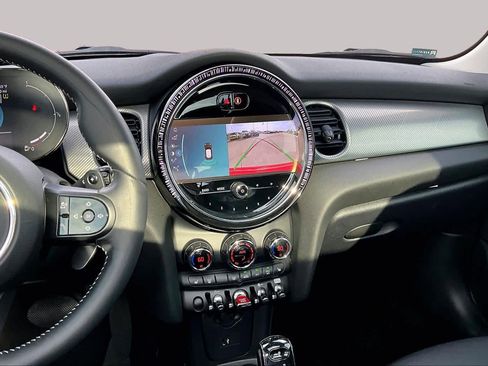 Used 2024 MINI Cooper S FWD image 6