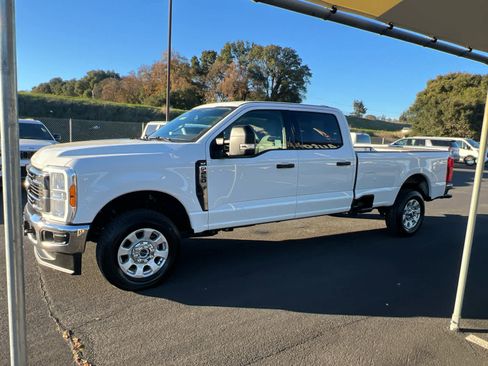 Used 2023 Ford F250 XLT image 8