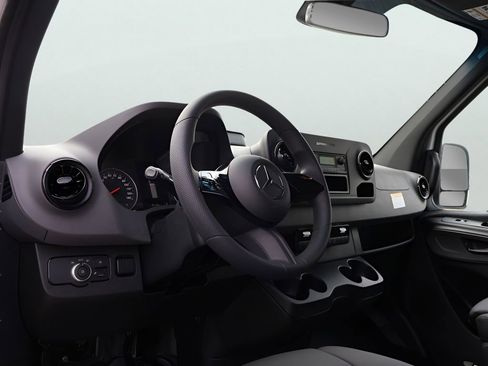 New 2026 Mercedes-Benz Sprinter 2500 image 24