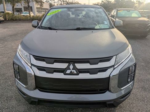 Used 2025 Mitsubishi Outlander Sport ES image 9