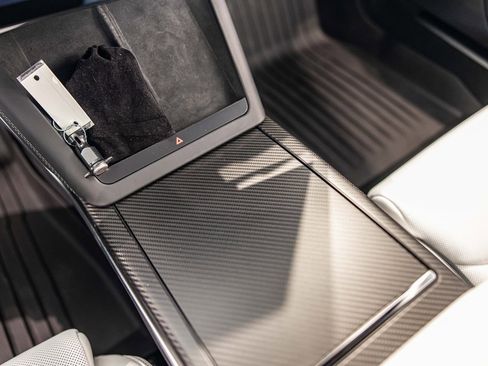 Used 2024 Tesla Model S Plaid image 27