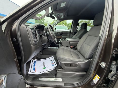 Used 2020 Chevrolet Silverado 1500 RST AWD/4WD image 9