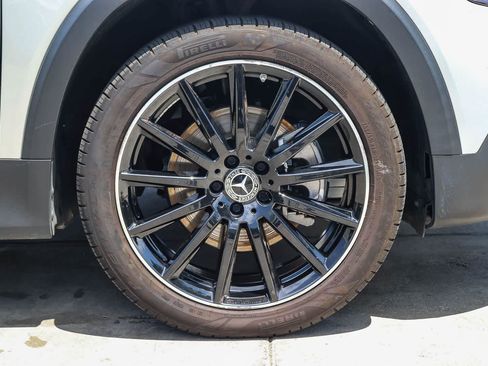 Used 2023 Mercedes-Benz GLB 250 image 9