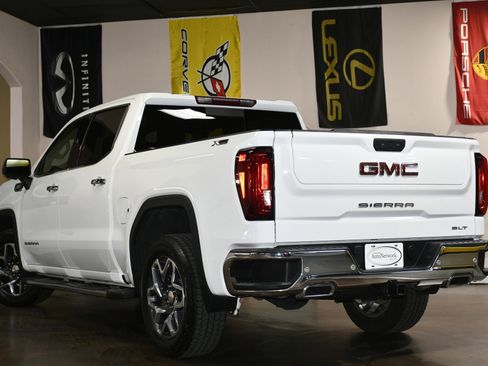 Used 2023 GMC Sierra 1500 SLT w/ SLT Premium Plus Package AWD/4WD image 6
