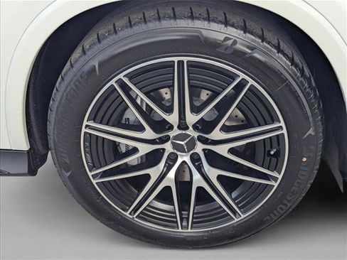 New 2026 Mercedes-Benz GLC 43 AMG 4MATIC image 6