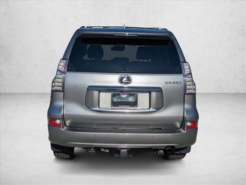 Used 2023 Lexus GX 460 Luxury w/ Accessory Package AWD/4WD image 7
