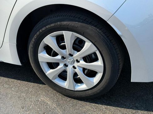 Certified 2025 Toyota Corolla LE FWD image 8