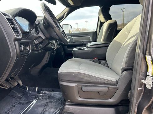 Used 2022 RAM 2500 Big Horn image 2