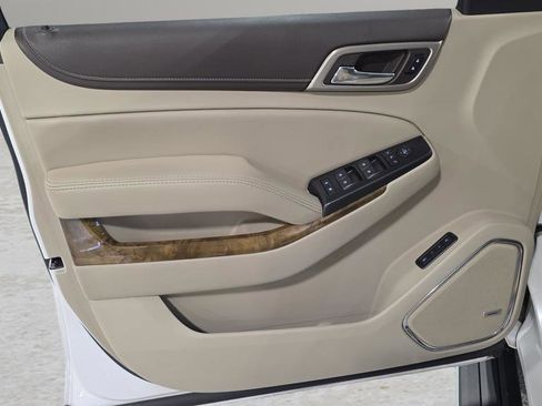 Used 2016 GMC Yukon Denali w/ Open Road Package image 9