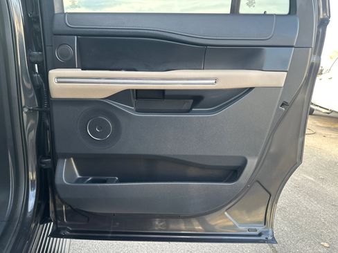 Used 2024 Ford Expedition Max Limited image 14