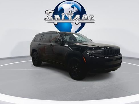 Used 2024 Jeep Grand Cherokee L Altitude image 9