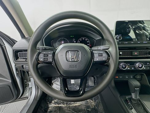 Certified 2025 Honda Civic LX image 8
