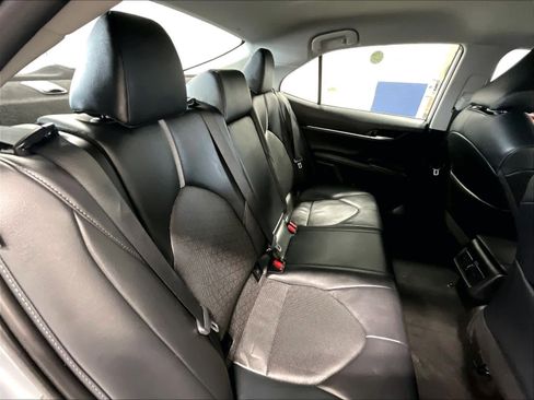 Used 2024 Toyota Camry XSE FWD image 16