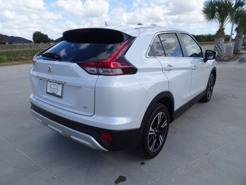 Used 2024 Mitsubishi Eclipse Cross AWD image 4