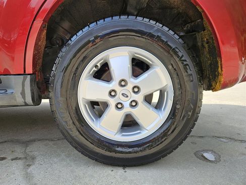 Used 2009 Ford Escape XLT image 5