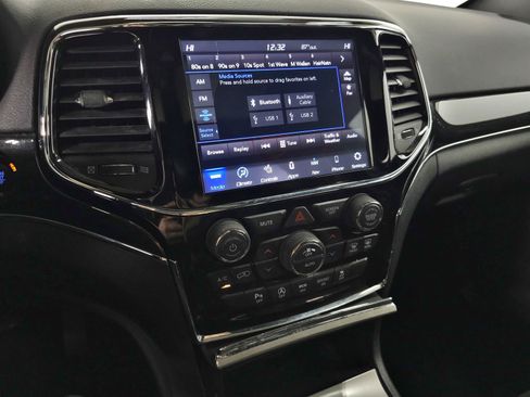 Used 2020 Jeep Grand Cherokee Trailhawk AWD/4WD image 21