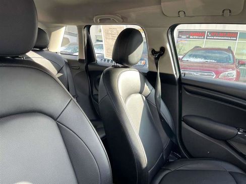 Used 2016 MINI Cooper 4-Door Hardtop image 56