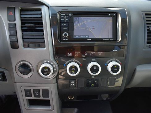 Used 2013 Toyota Sequoia SR5 AWD/4WD image 19