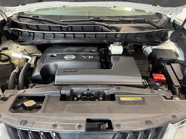 Used 2016 Nissan Murano Platinum w/ Platinum Technology Package FWD image 9