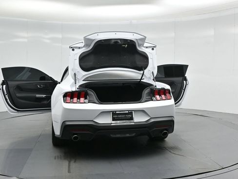 Certified 2024 Ford Mustang Coupe image 29