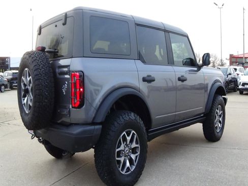 Used 2023 Ford Bronco Badlands AWD/4WD image 6