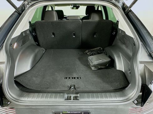 Used 2024 Hyundai Ioniq 5 SEL image 28