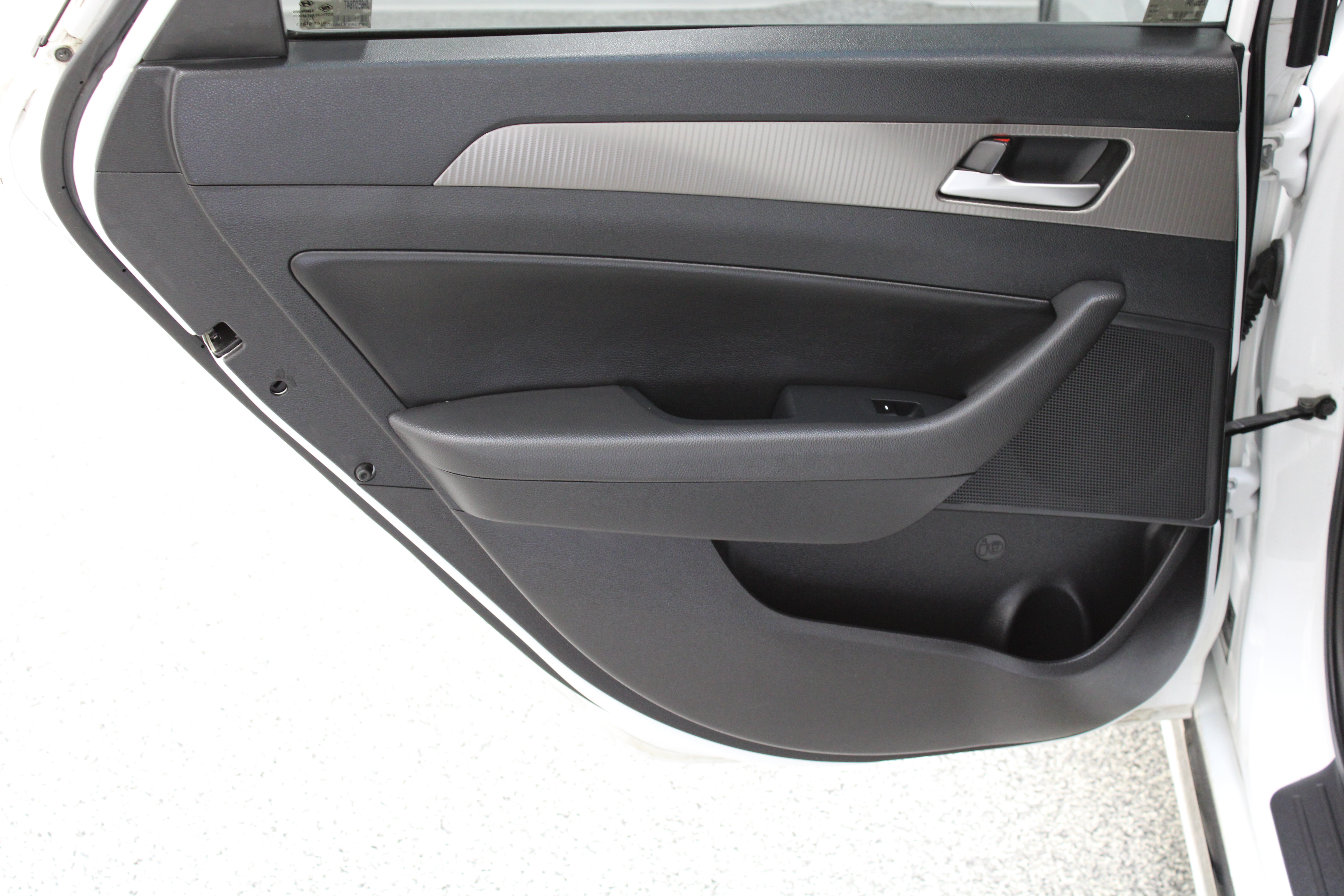 Used 2018 Hyundai Sonata Sport FWD image 28