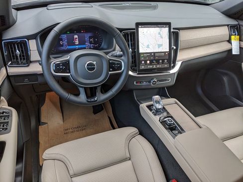 New 2026 Volvo XC90 B6 Ultra w/ Protection Package Premier image 12