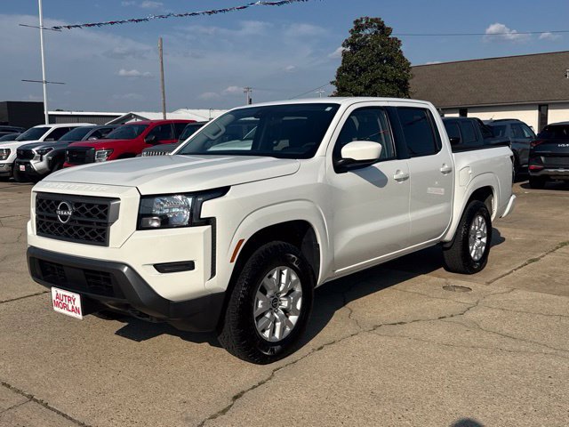 Used 2023 Nissan Frontier SV AWD/4WD image 2