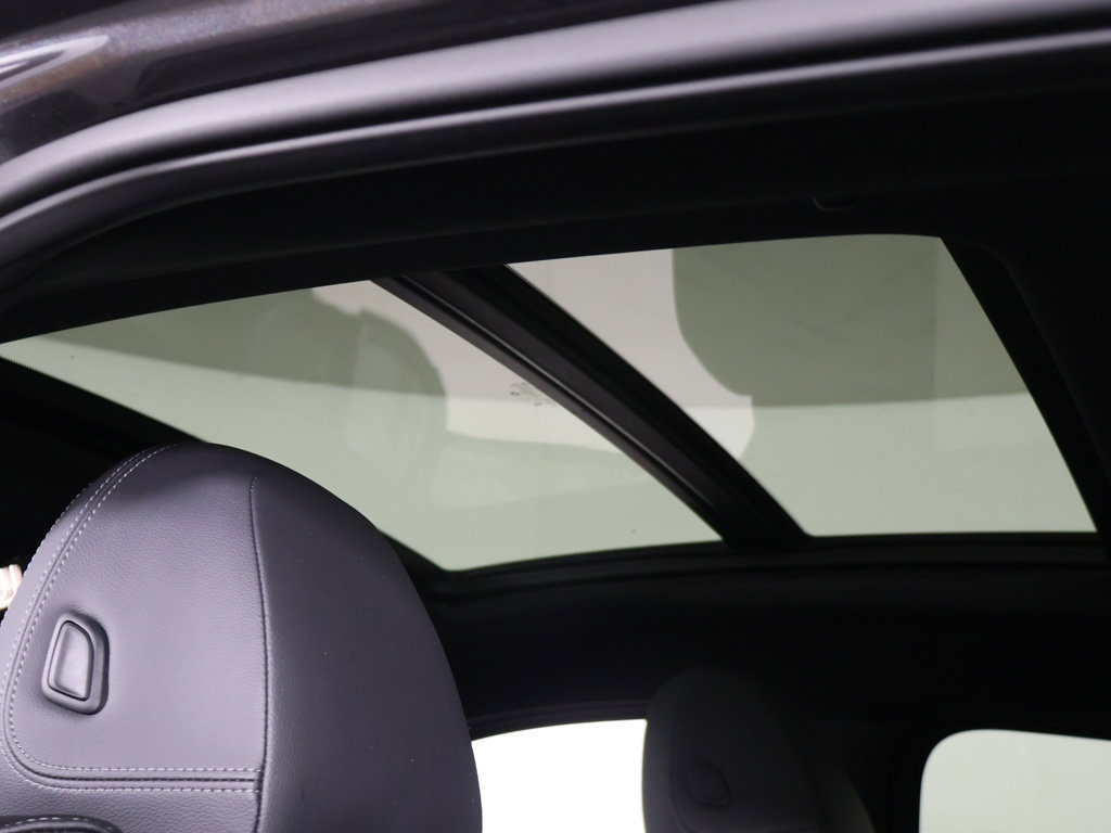 Used 2025 BMW X4 xDrive30i AWD/4WD image 19