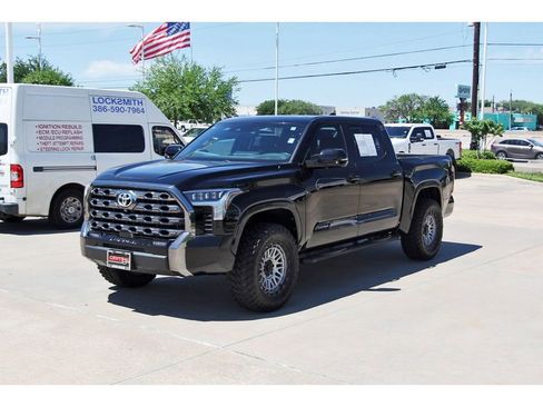 Used 2023 Toyota Tundra Platinum image 2