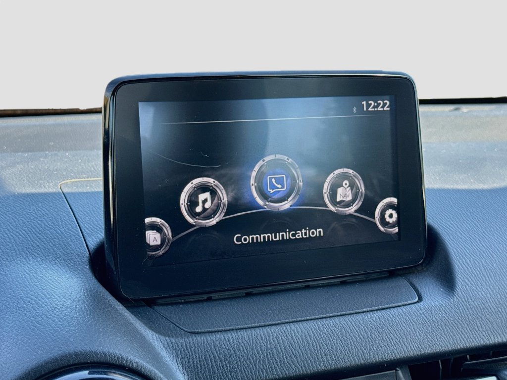 Used 2019 Toyota Yaris L FWD image 25