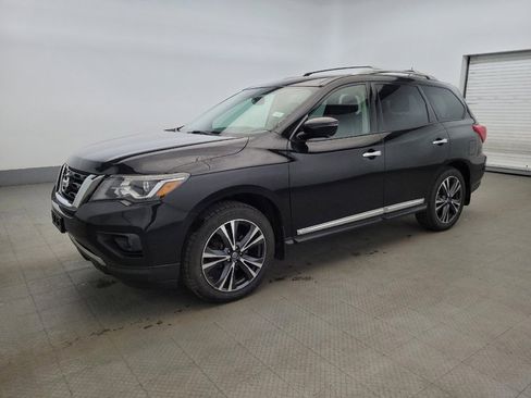 Used 2017 Nissan Pathfinder Platinum w/ Cargo Package image 2