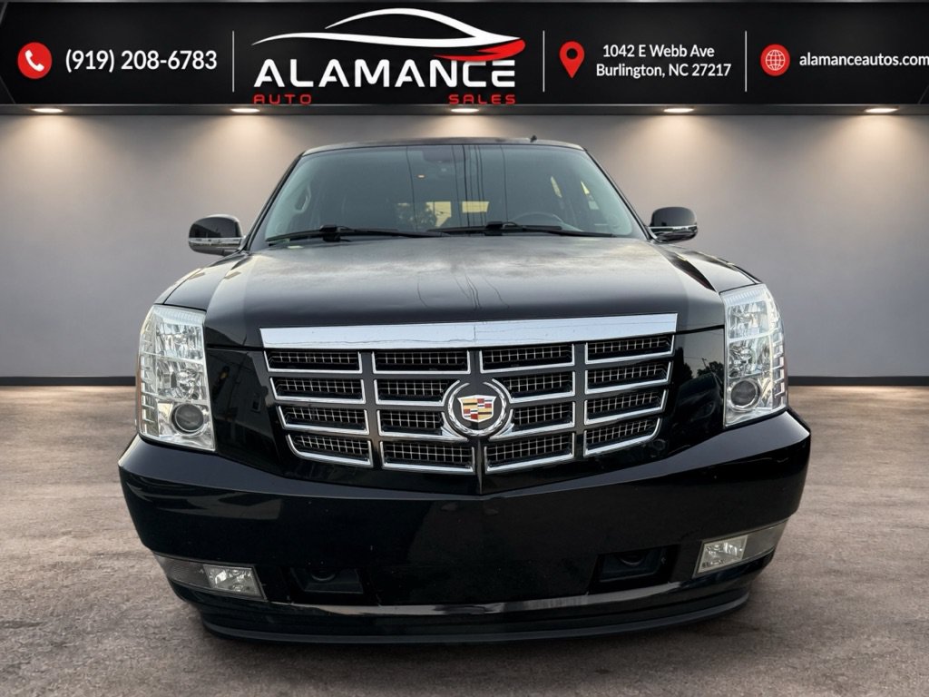 Used 2014 Cadillac Escalade Luxury AWD/4WD image 3
