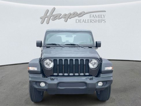 Used 2022 Jeep Wrangler Unlimited Sport AWD/4WD image 8