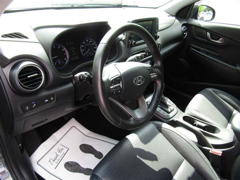 Used 2021 Hyundai Kona Limited image 13