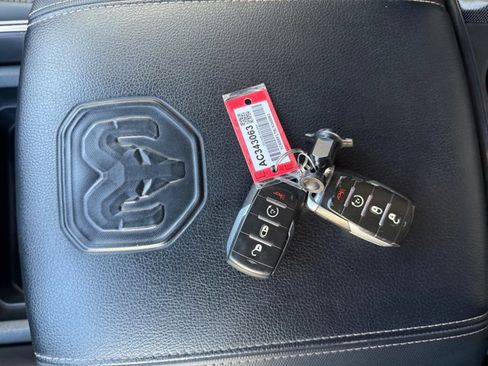 Used 2020 RAM 1500 Rebel w/ Level 1 Equipment Group AWD/4WD image 17