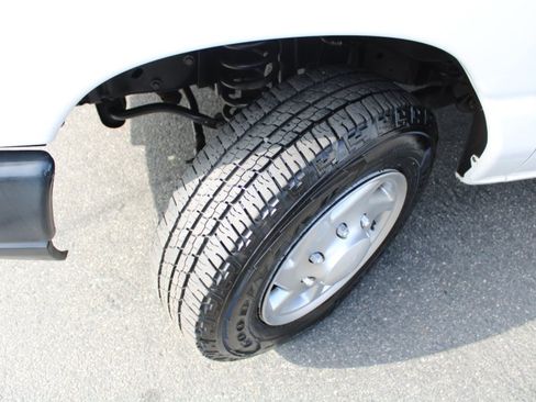 Used 2013 Ford E-150 and Econoline 150 w/ PWR Group RWD image 18