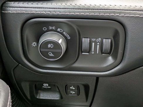 Used 2022 RAM 1500 TRX w/ TRX Level 1 Equipment Group AWD/4WD image 24