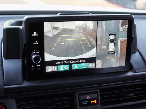 Used 2025 Honda Pilot TrailSport image 26