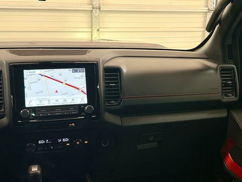 Used 2024 Nissan Frontier Pro-X RWD image 20
