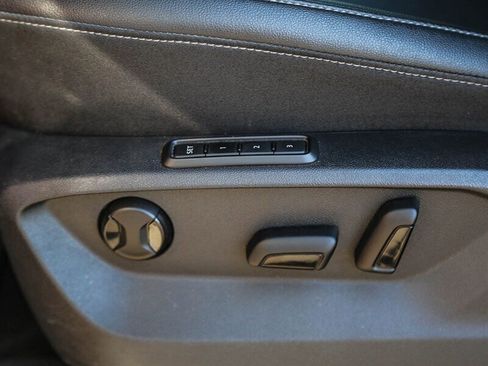 Used 2018 Volkswagen Atlas SEL w/ R-Line Package image 29