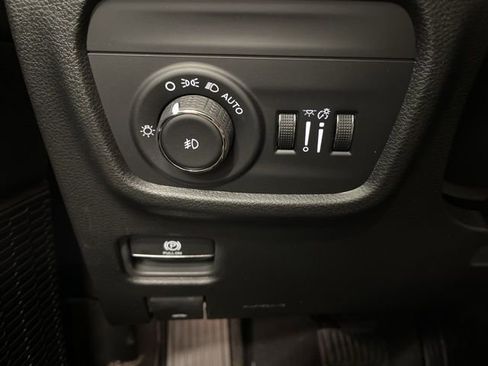 New 2025 Jeep Grand Cherokee L Limited w/ Black Appearance Package image 47