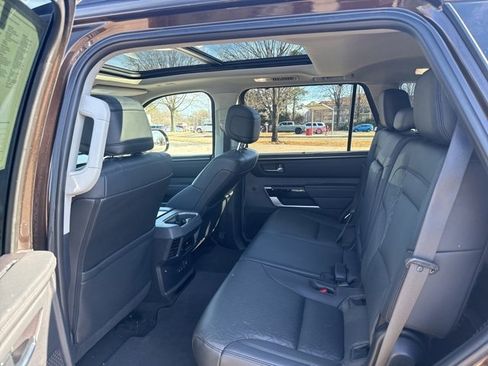 Used 2023 Toyota Sequoia Limited w/ Tow Technology Package image 10