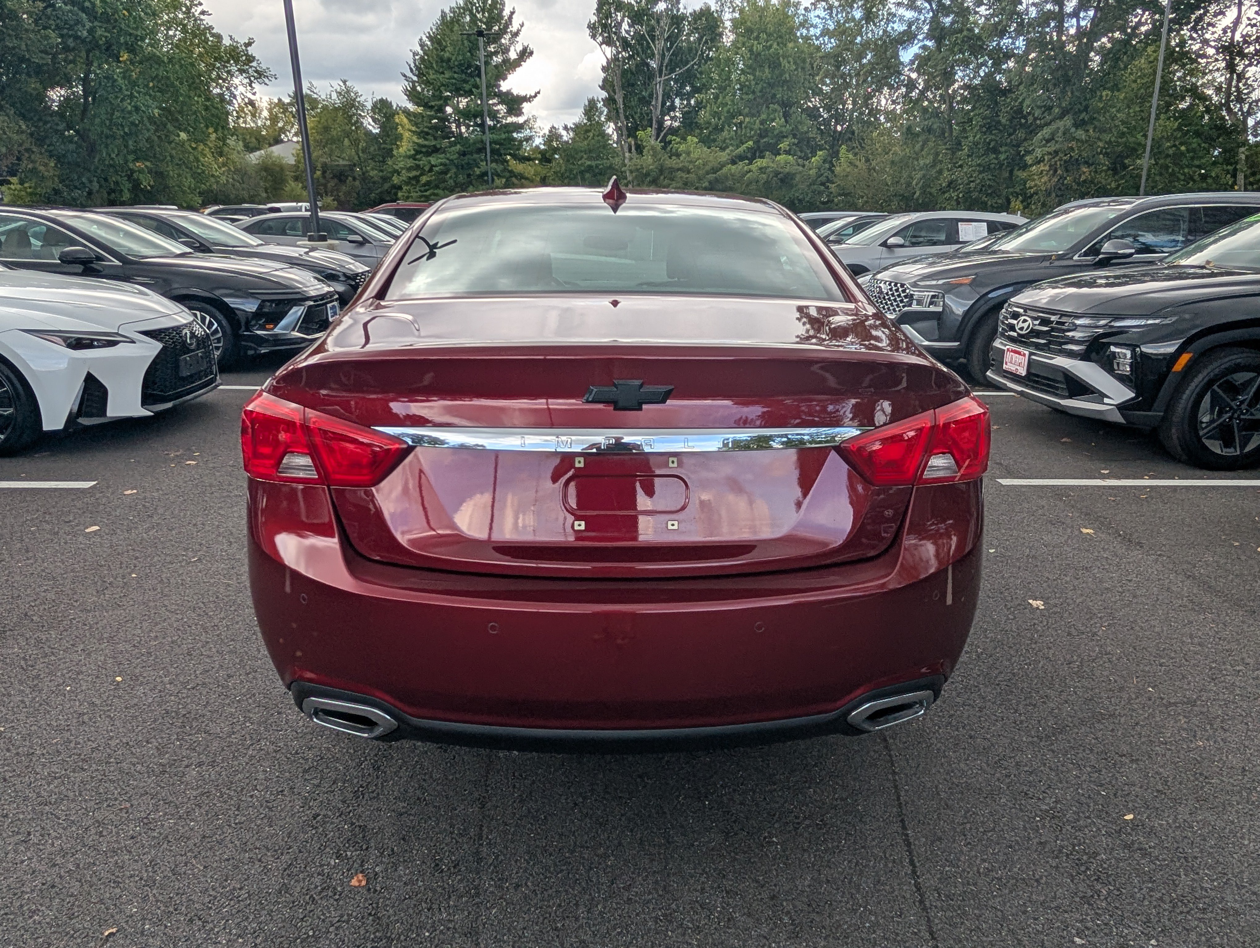 Used 2016 Chevrolet Impala LTZ w/ Enhanced Convenience Package FWD image 4