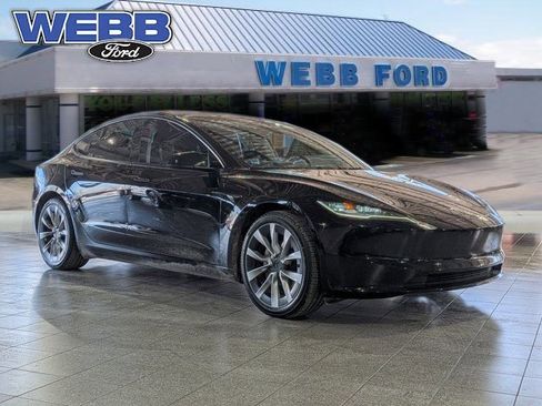 Used 2024 Tesla Model 3 Long Range image 1