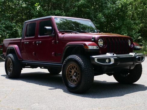 Used 2022 Jeep Gladiator Sport AWD/4WD image 4