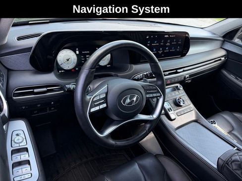 Used 2023 Hyundai Palisade Limited AWD/4WD image 3