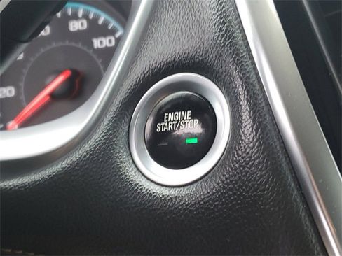 Used 2020 Chevrolet Traverse LS image 23